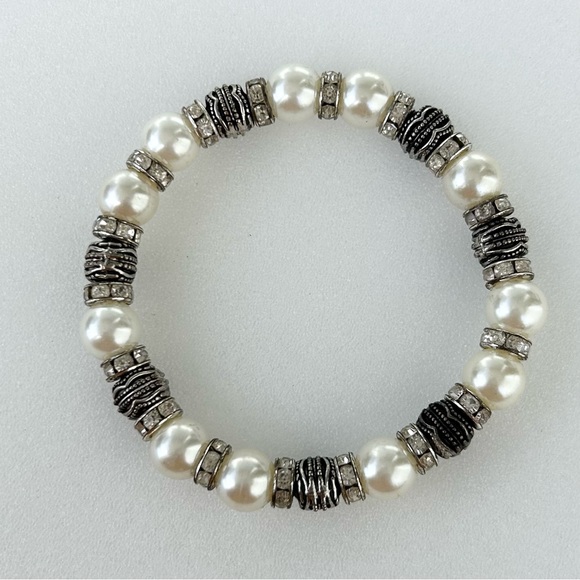 Faux Pearls with Rhinestone Rondelles and Silver Tone Beads Stretch Bracelet 8” - Picture 1 of 4